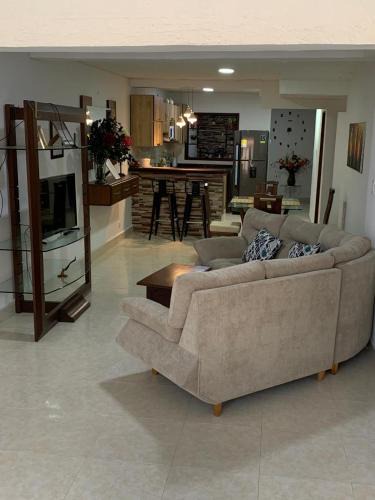 Guadalajara de Buga Apartment | Apartamento confortable, cerca a la Basílica