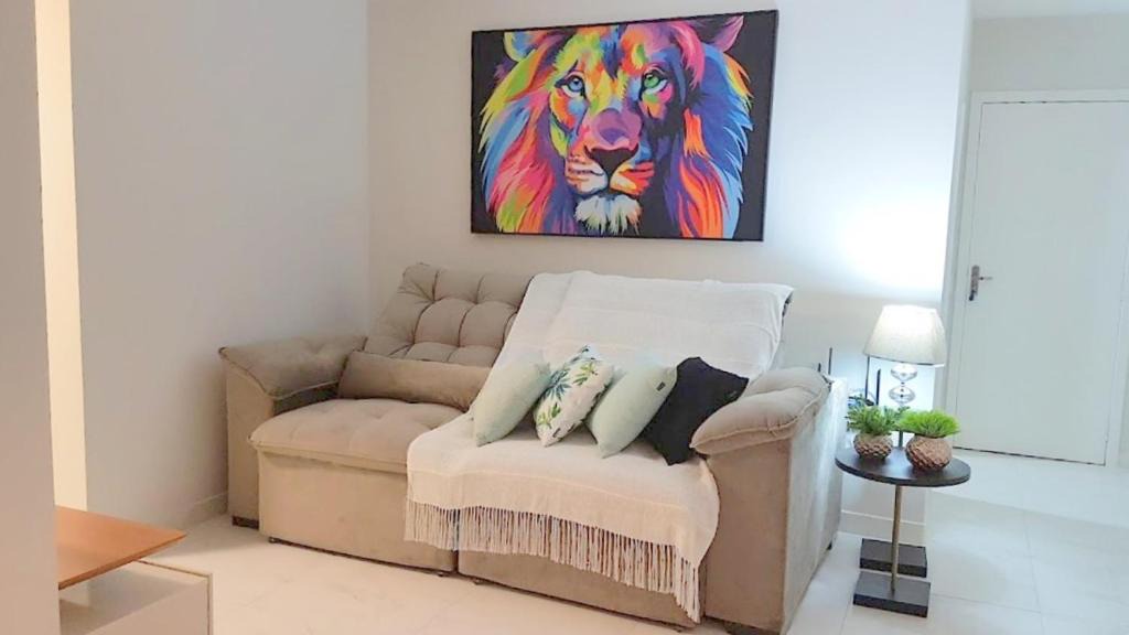Imigrantes Apartment | Apartamento CONFORTO prox do SHOPPING NAÇÕES prox ABBA Church - cozinha completa - Ar condicionado - WiFi - Smart Tv 32' - Youtube e Apps - estacionamento privado - Portaria 24h - Acomoda até 8 pessoas - Anfitriã SuperHost no BNB 5 Estrelas