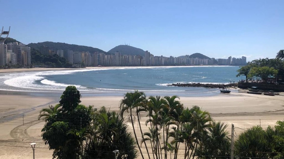 Vila Alzira Apartment | Apartamento de Frente Para a Praia Astúrias, 5 Suítes