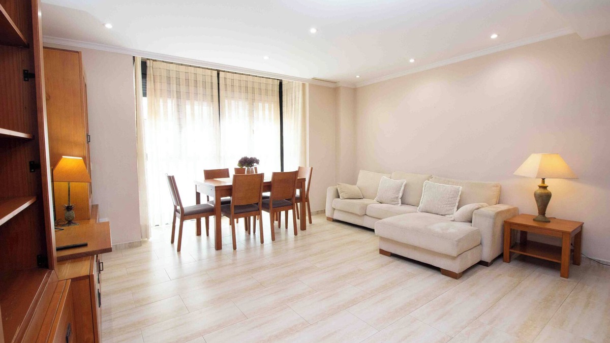 El Perello Apartment | Apartamento Delfin 1 a 1 Minuto de la Playa con Plaza de Parking