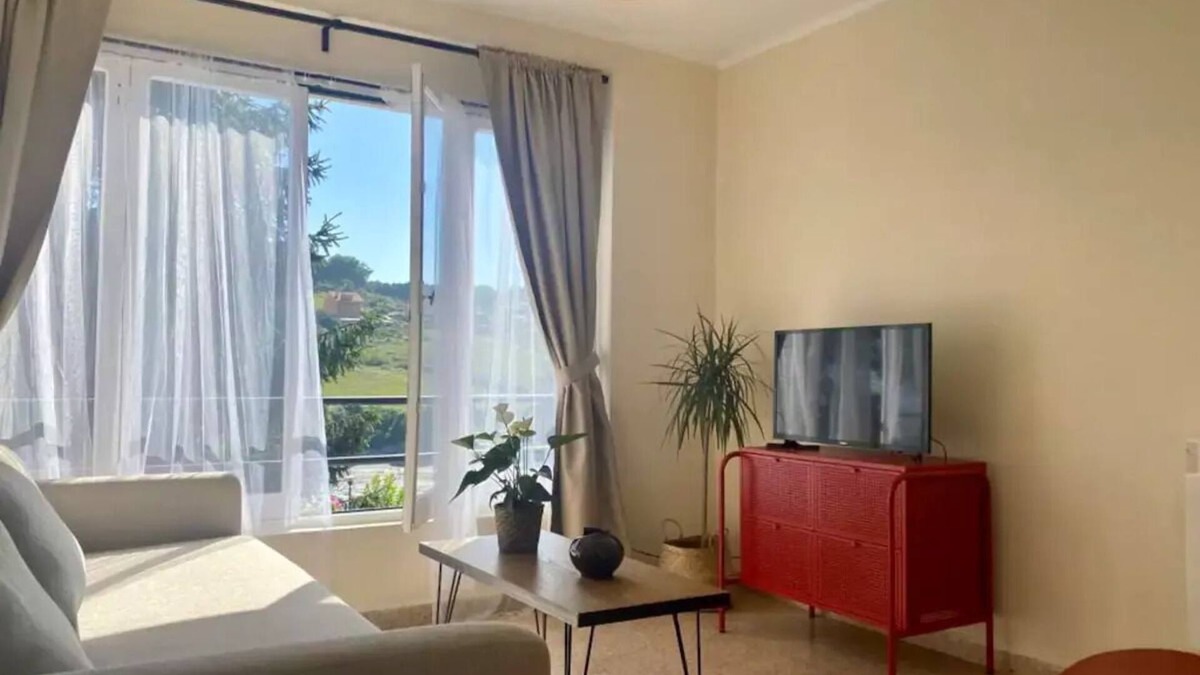 Castrillon Apartment | Apartamento enfrente de la playa