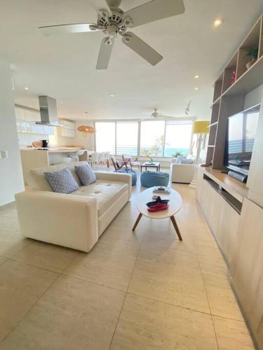 El Laguito Apartment | Apartamento frente al Mar Cartagena