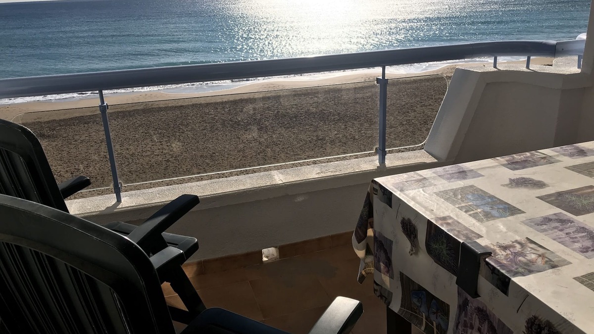 Sant Salvador Apartment | Apartamento Frente al mar