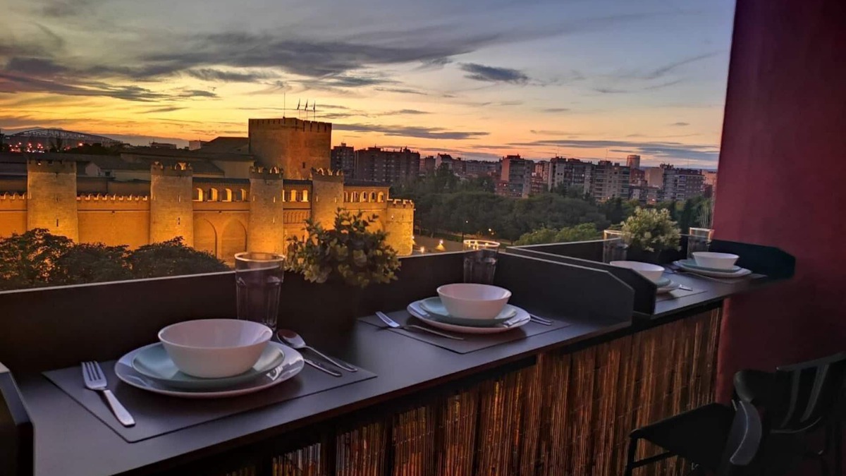 La Almozara Apartment | Apartamento Frente a la Aljafería