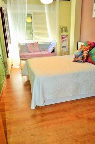 Bailen-Miraflores Apartment | APARTAMENTO HOSPITALES a 10 MINUTOS DEL CENTRO Y PLAYAS