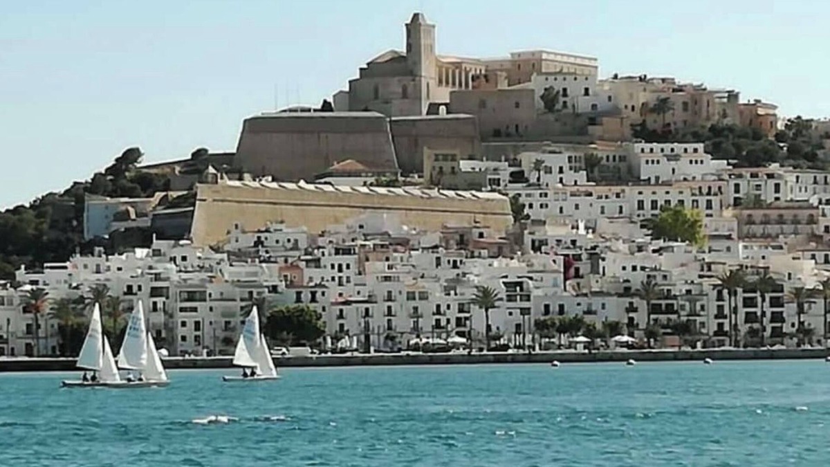 Figueretas Apartment | Apartamento Lujo en la Primera Linea del mar con Parking Privado
