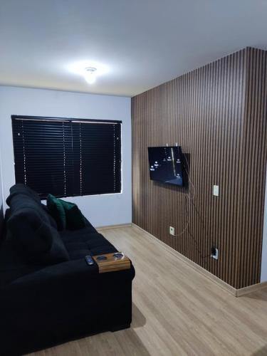 Country Apartment | Apartamento mobiliado com ar condicionado em um quarto