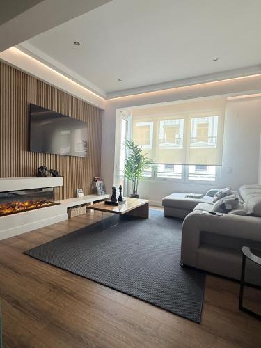Indautxu Apartment | Apartamento NUEVO Lujoso Suites Centro Bilbao Wifi ,Parking gratis