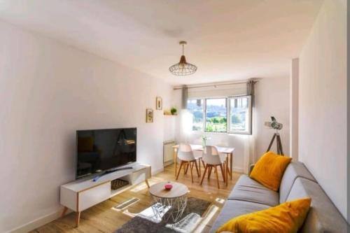 Castaneda Apartment | Apartamento reformado cerca de Cabarceno
