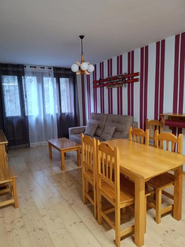 Canfranc-Estacion Apartment | Apartamento Viman