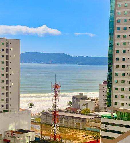 Morretes Apartment | Apartamento vista mar, 2 quartos e garagem