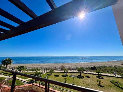 Casares del Mar Apartment | Apartamento VISTA MAR