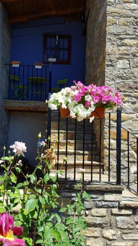 Tierrantona Apartment | Apartamentos La Borda Castillon
