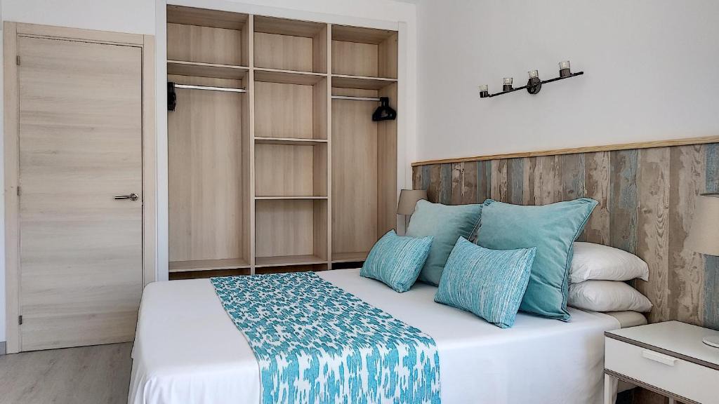 Palmanova Apartment | Apartamentos Las Palmeras