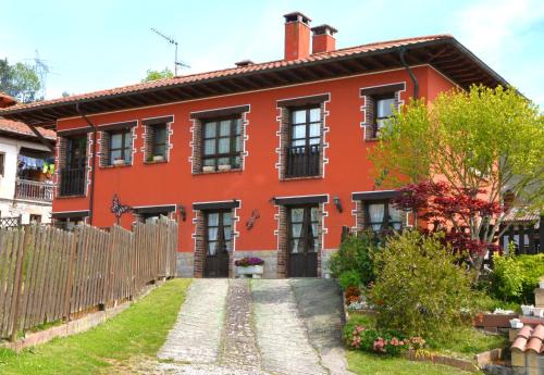 Llenin Apartment | Apartamentos Rurales Piedrafita