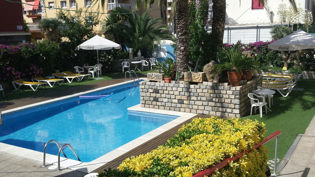 Calella Apartment | APARTAMENTS MAR BLAU - Calella Beach