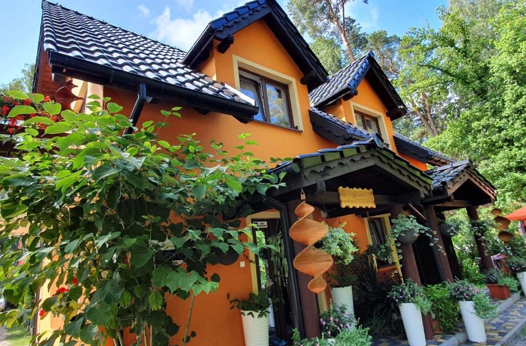 Pobierowo House | Apartamenty i Pokoje Morski Kryształ & Lotos Pobierowo