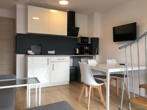 Łazy Apartment | Apartamenty "NaLetniej" Przy Morzu