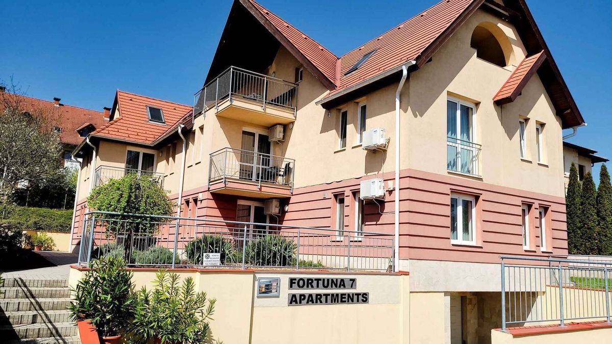 Heviz Condo | Apartement Superior apartment with indoor pool and sauna