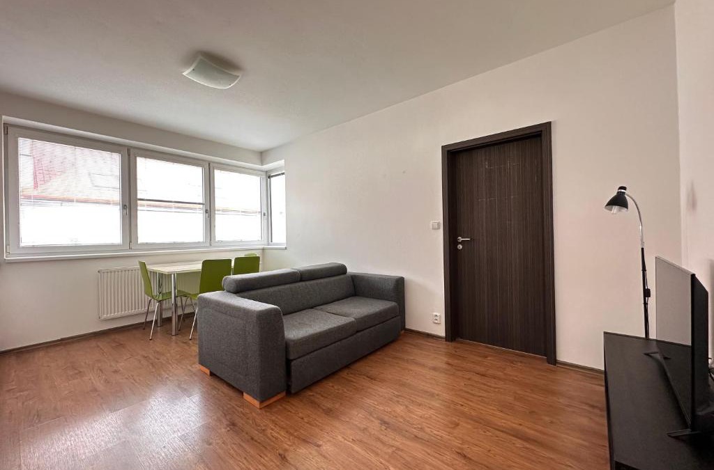 Ceske Budejovice Apartment | Apartmán AB kryté parkování zdarma