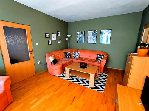 Nitra Apartment | Apartmán Green