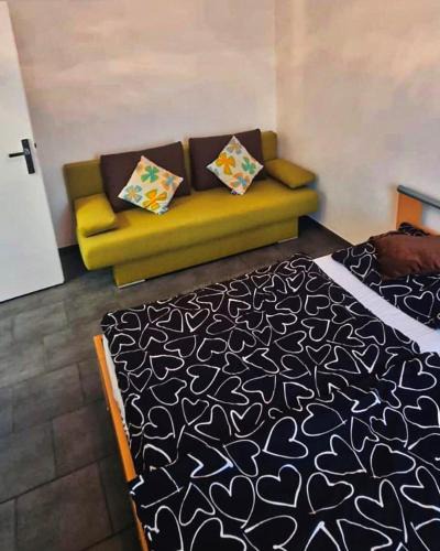 Chvalovice Apartment | Apartmán KK