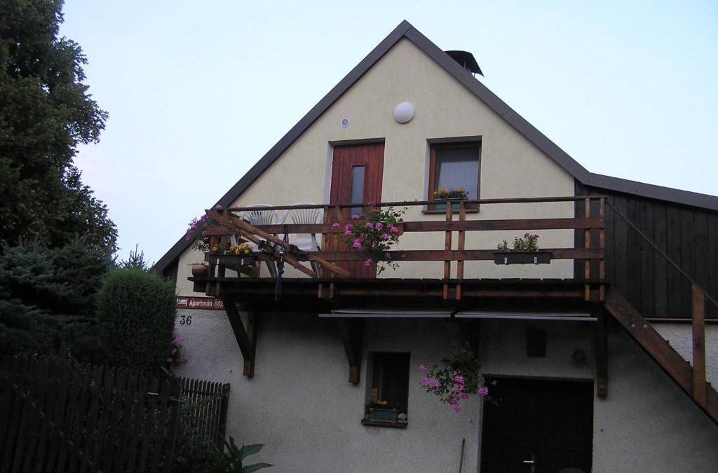 Cerveny Potok Apartment | Apartmán Můza