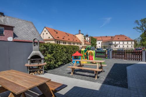 Dvur Kralove nad Labem Apartment | Apartmány Malen