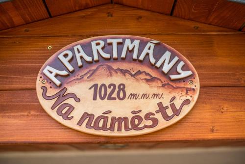 Bozi Dar Apartment | Apartmány Na náměstí