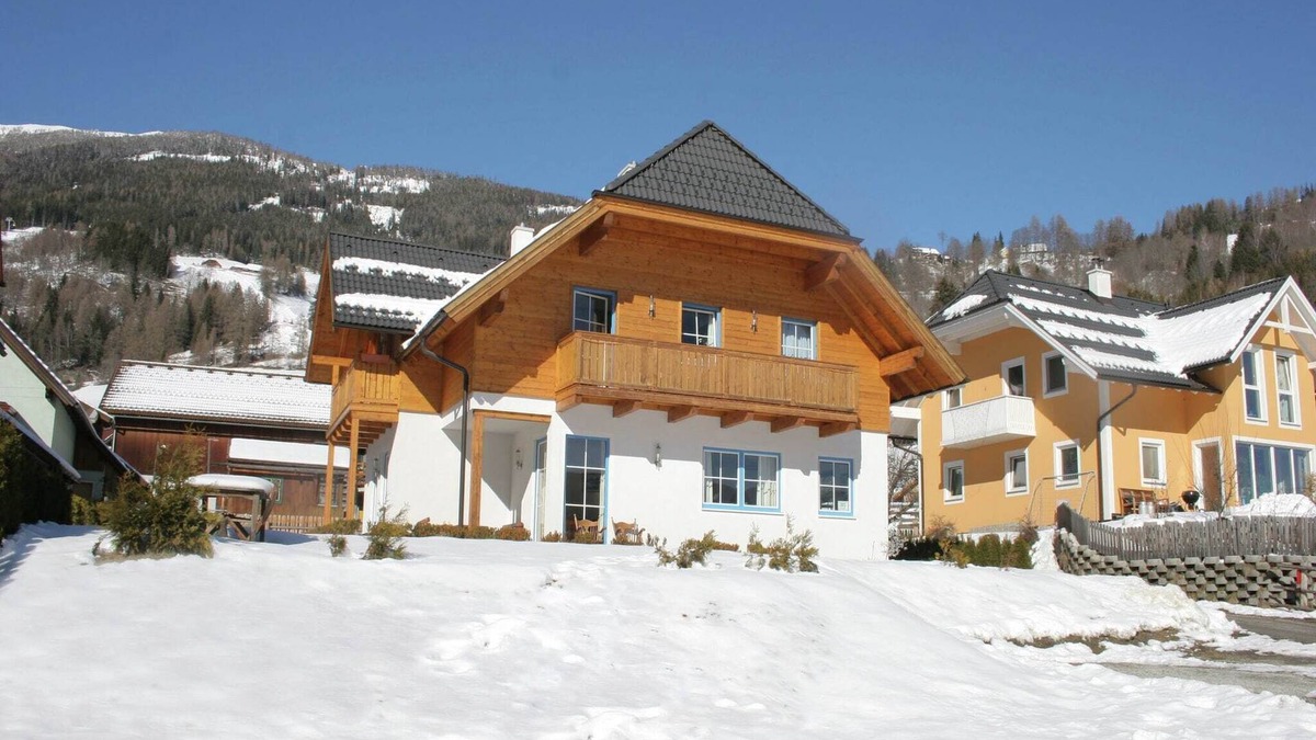 Sankt Martin Apartment | Apartment in St. Michael near Ski Slopes