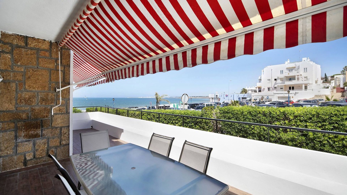 El Puerto de Santa Maria Apartment | Apartment 'Primera Línea Con Vistas Al Mar' with Private Terrace and Air Conditioning