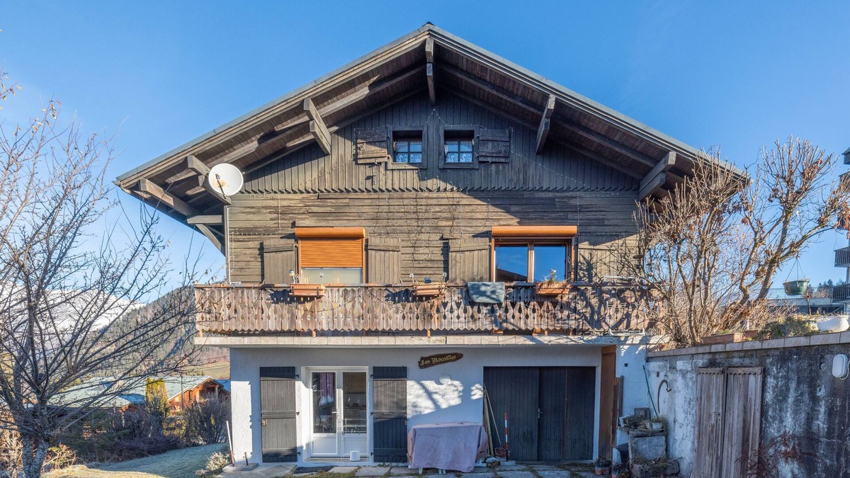 Notre-Dame-de-Bellecombe Apartment | Apartment 'Les Rocailles' with Mountain View, Private Terrace and Wi-Fi