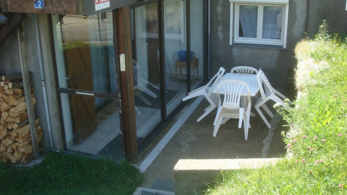 Saint-Pierre-dels-Forcats Apartment | APARTMENT FOR 4 PEOPLE LOWER CHALET GARDEN FENCE BARBECUE PLACE QUIET