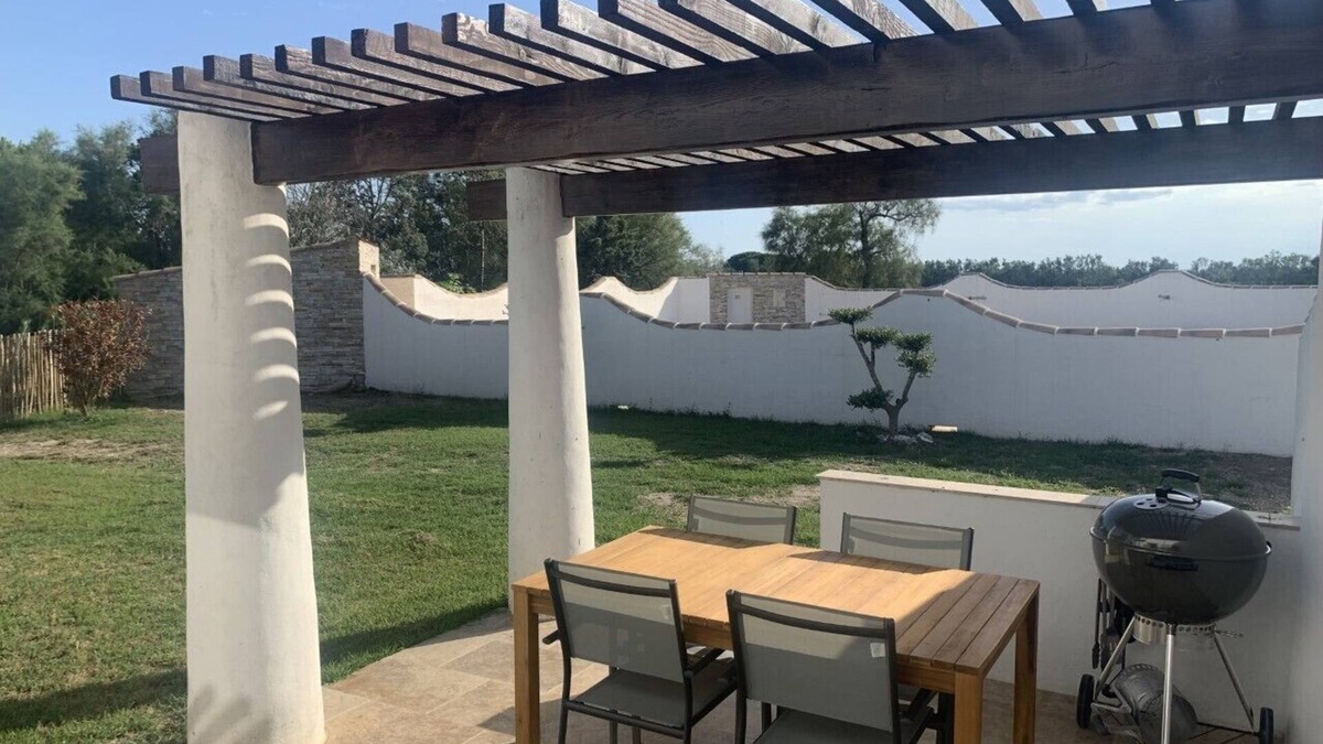Saintes-Maries-de-la-Mer Condo | Apartment in Camargue