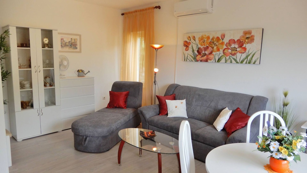 Obrs Apartment | Apartment Ketty (16261-A1) - Moscenicka Draga (Opatija)