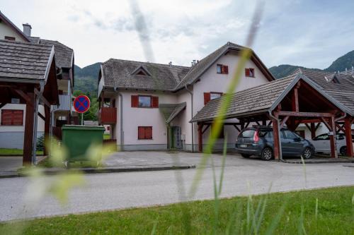 Bohinjska Bistrica Apartment | Apartma Igor