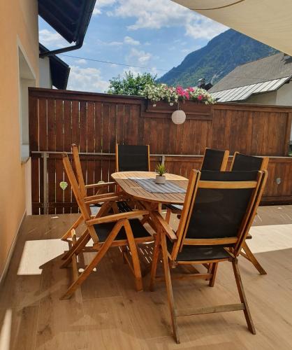 Mojstrana Apartment | Apartma Kreda