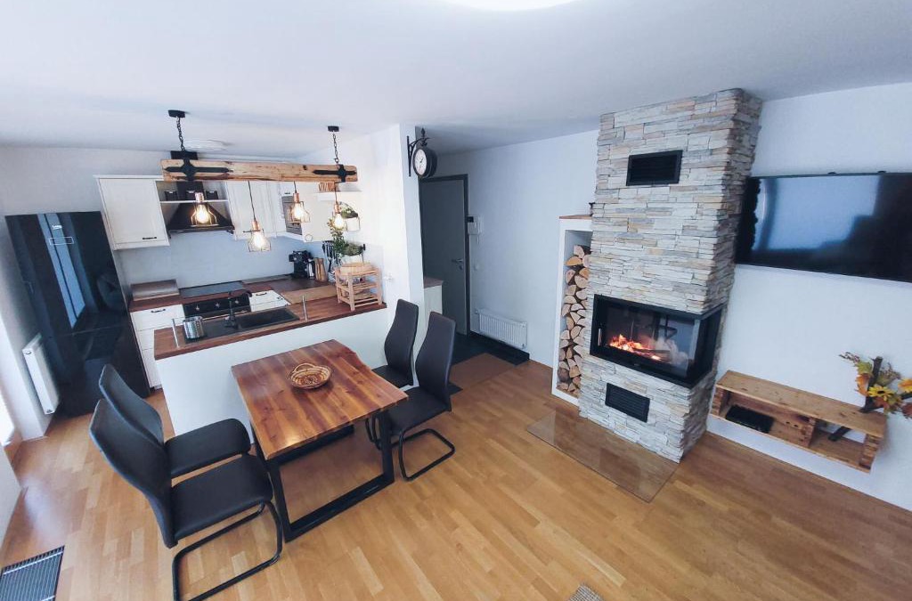 Mojstrana Apartment | Apartma M&J