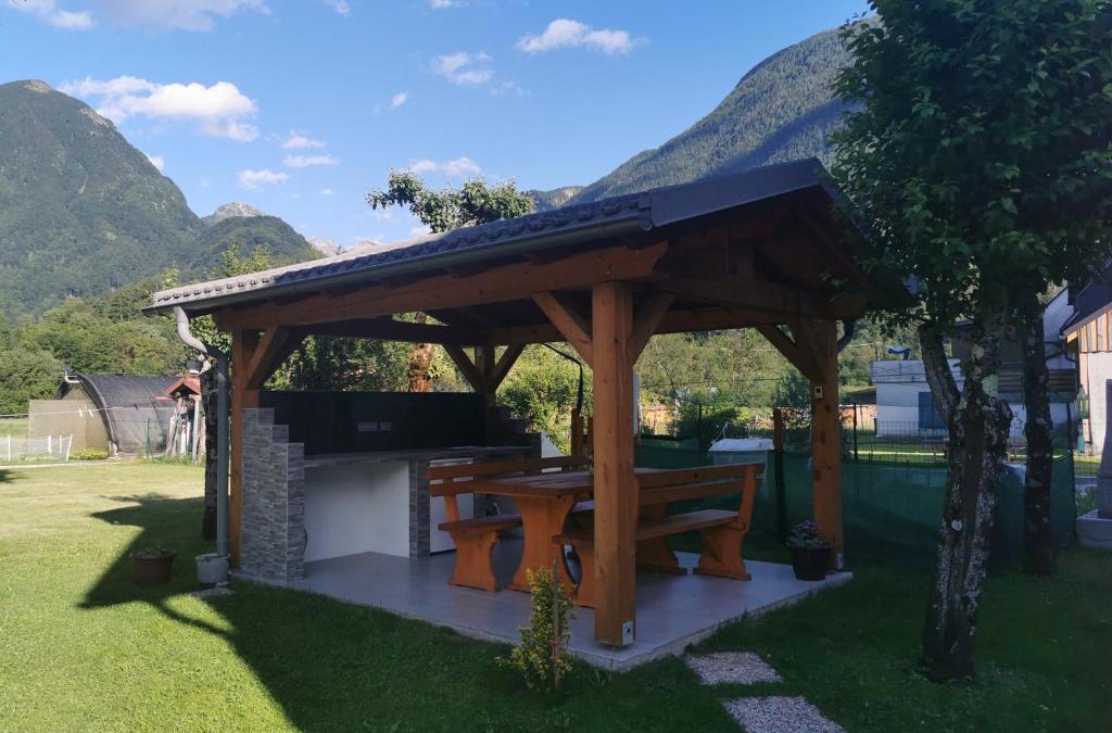 Cezsoca Apartment | Apartma Miko