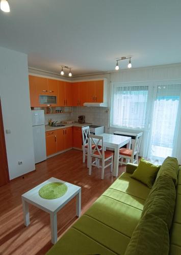 Mladenovac Apartment | Apartman Anja