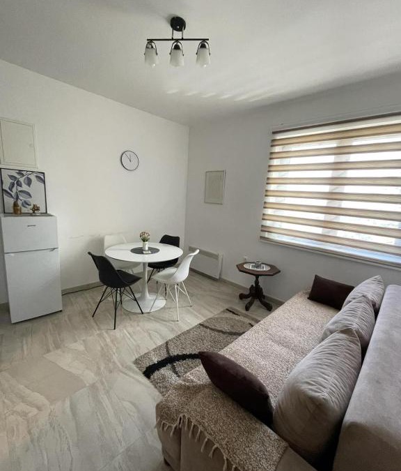 Brdo Apartment | Apartman Gakić 1