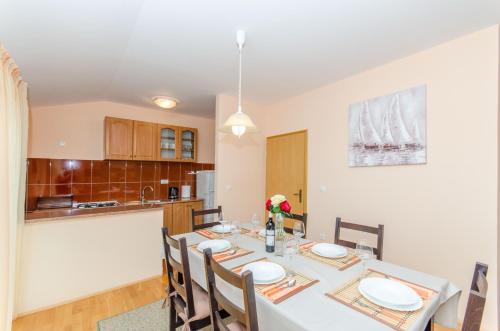 Kastel Novi Apartment | Apartman Ivan