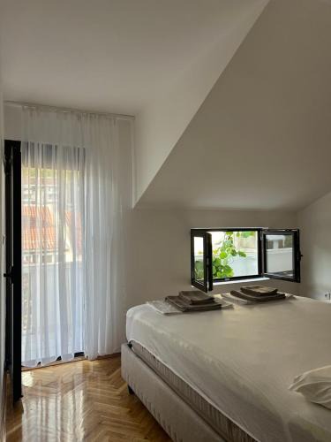 Babilonija Apartment | Apartman Lana