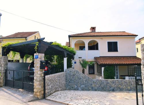 Porat Apartment | Apartman Mima