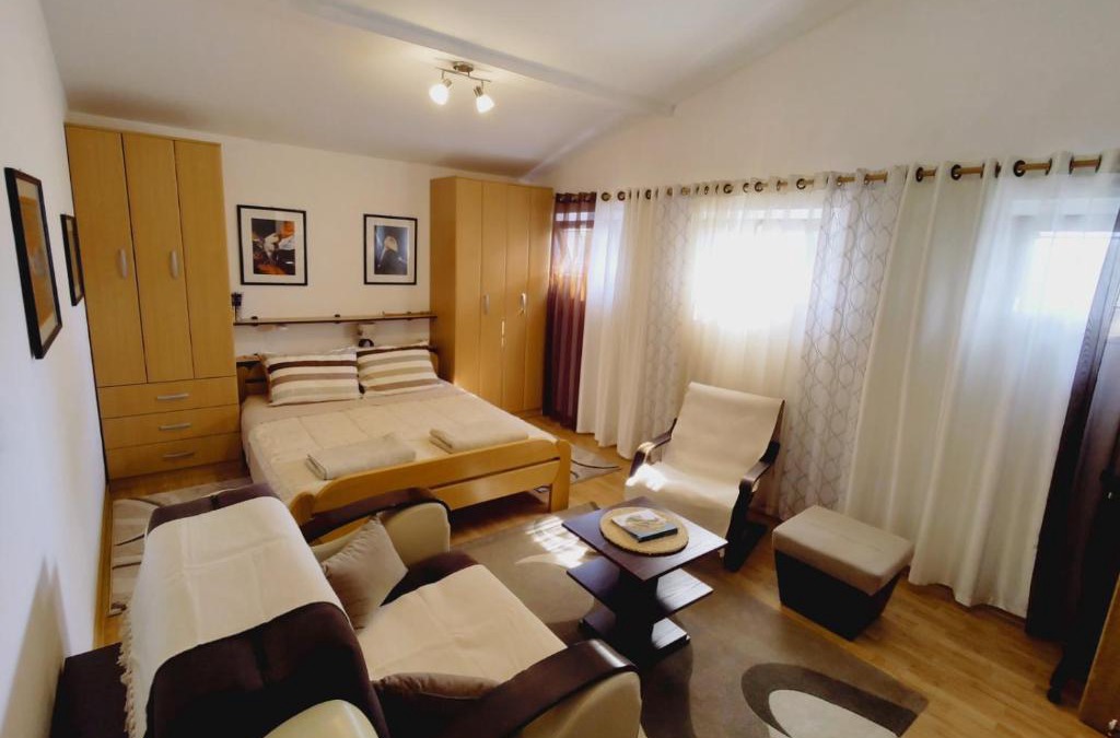 Stari Banovci Apartment | Apartman Orhideja