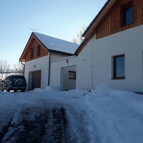 Jermanice House | apartman uKapra