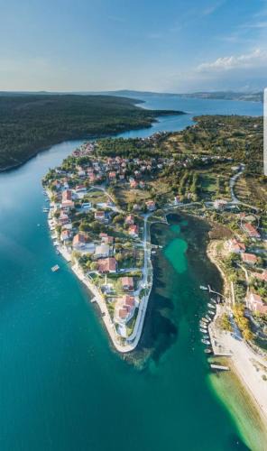 Obrovac Apartment | Apartmani Desnica