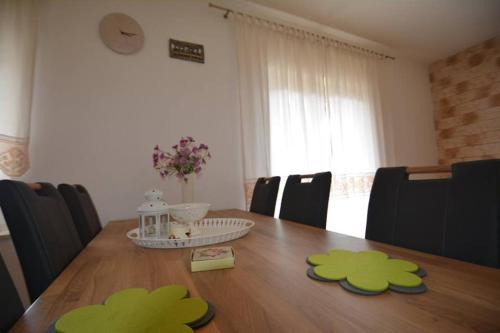 Kustici Apartment | Apartmani Luka