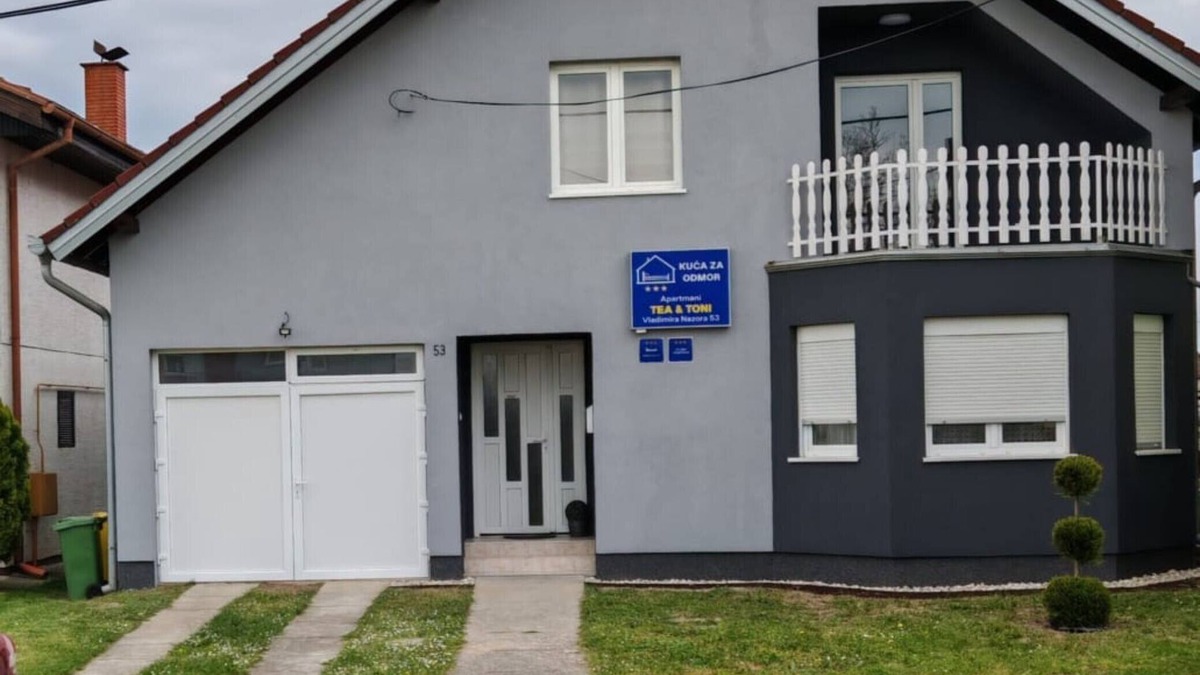 Slavonski Brod Apartment | Apartmani Tea i Toni - Apartment Toni