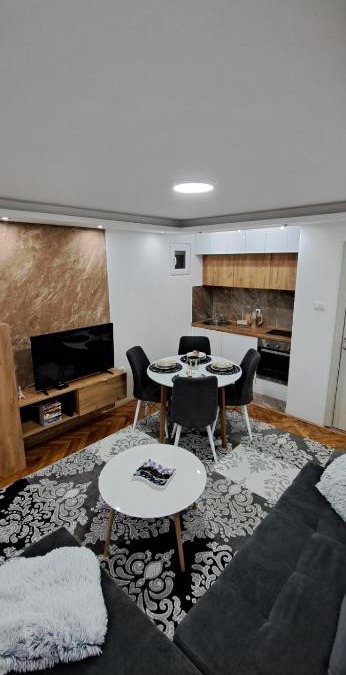 Vrdnik Apartment | Apartmani Vranić